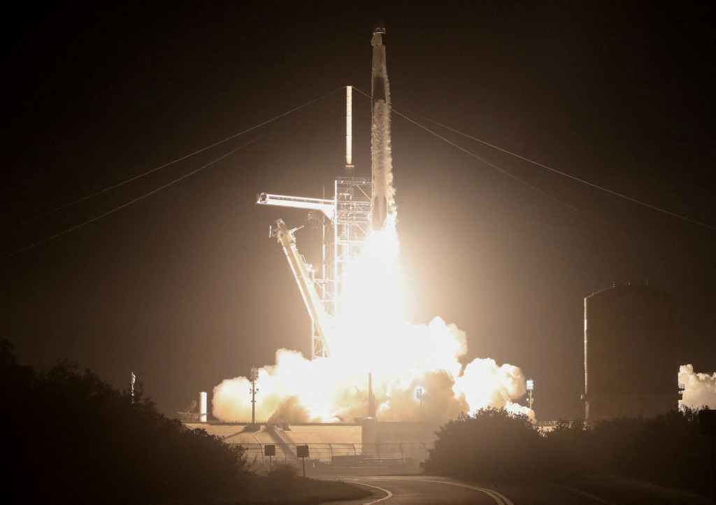 Raketa Falcon 9 od SpaceX. FOTO: Reuters