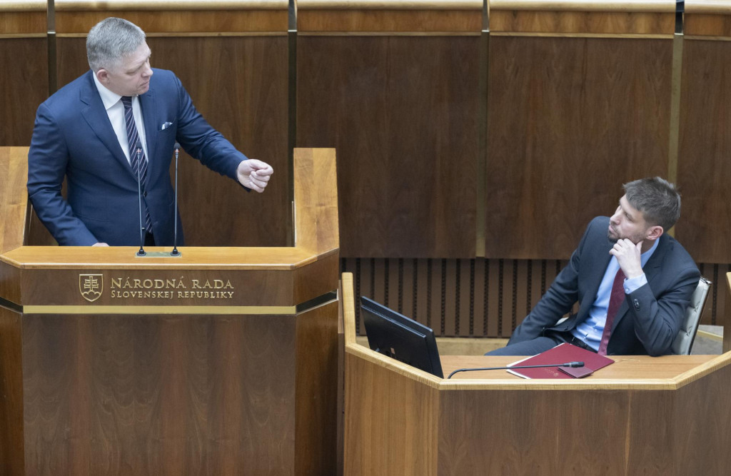 Robert Fico plánuje odvolať z postu podpredsedu parlamentu Michala Šimečku. Podpisy od Hlasu zatiaľ nemá. FOTO: TASR/M. Baumann