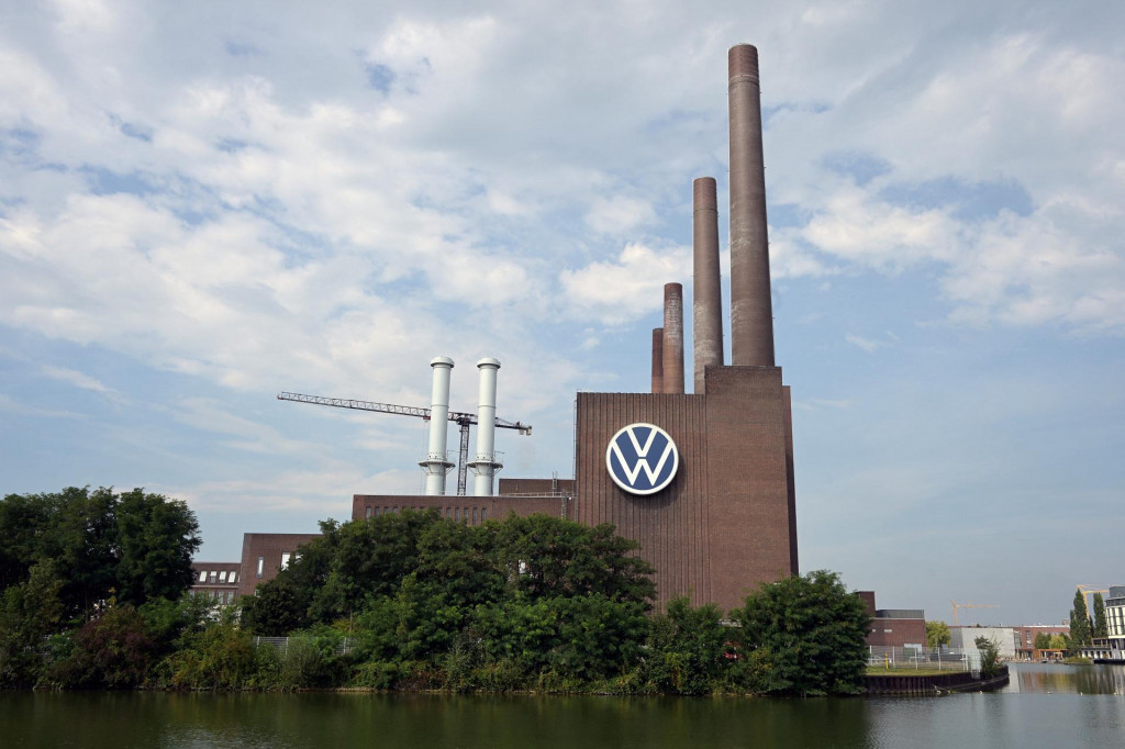 Celkový pohľad na elektráreň závodu Volkswagen pred pravidelným stretnutím podnikovej rady. FOTO: Reuters