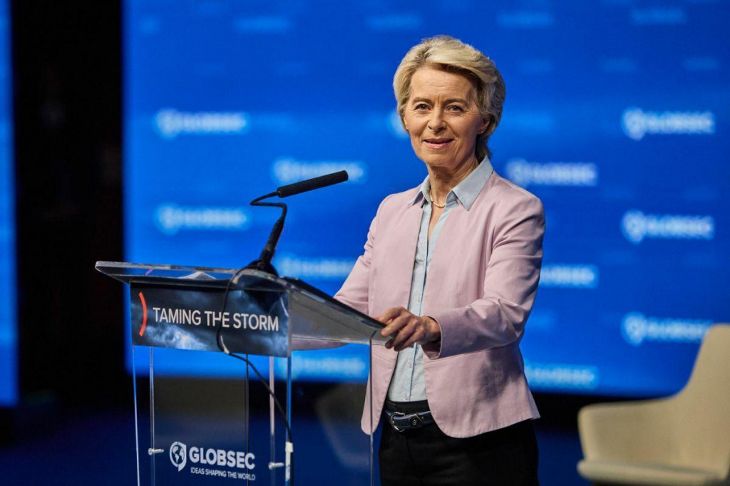 Predsedníčka eurokomisie Ursula von der Leyenová pri úvodnom príhovore na Globsecu. FOTO: Facebook/GLOBSEC