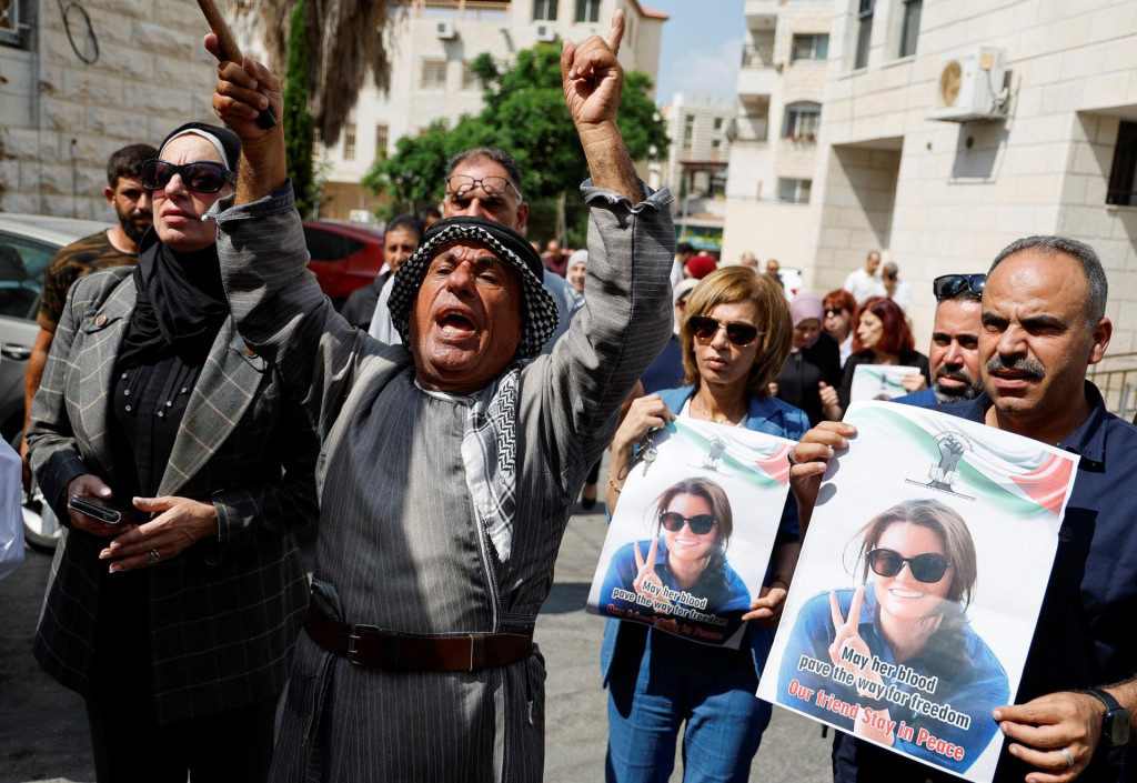 Palestínčania pochodujú na počesť turecko-americkej aktivistky Aysenur Eygiovej. FOTO: Reuters