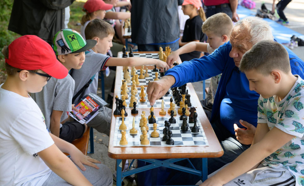 Daňový bonus na dieťa je daňové zvýhodnenie, ktoré znižuje fyzickej osobe jej vypočítanú daň alebo vypočítané preddavky na daň. FOTO: TASR/H. Mišovič