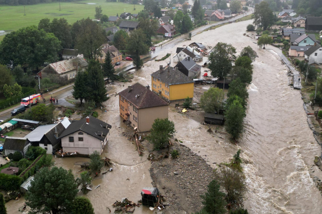 Pohľad z dronu na český Jeseník. FOTO: REUTERS