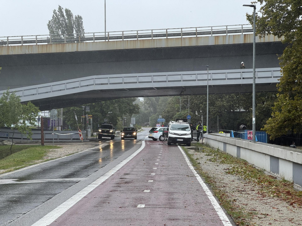 Povodňová situácia v Bratislave v pondelok doobeda 16.9. FOTO: Hn/Ákos Cséplő