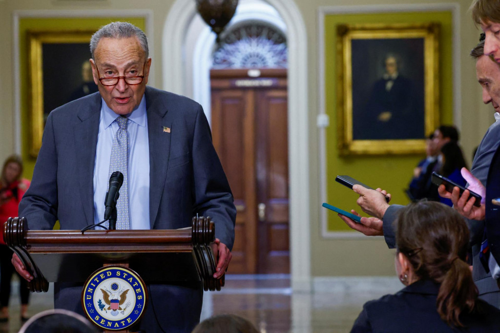 Šéf väčšiny v Senáte USA Chuck Schumer. FOTO: Reuters