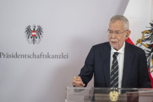 Rakúsky spolkový prezident Alexander Van der Bellen. FOTO: TASR/Martin Baumann