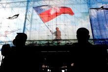 Taiwanské vlajky na Ministerstve národnej obrany Taiwanu. FOTO: Reuters