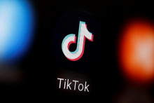 FILE PHOTO: A TikTok logo is displayed on a smartphone in this illustration taken January 6, 2020. REUTERS/Dado Ruvic/Illustration FOTO: Dado Ruvic