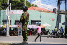 Polícia v uliciach v Haiti. FOTO: Reuters