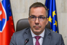 O výdavkoch na dôchodky je pravidelne informovaný aj minister práce Erik Tomáš, keďže je aj predsedom dozornej rady Sociálnej poisťovne. FOTO:TASR/J. Novák