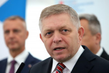 Na snímke predseda vlády Robert Fico (Smer) počas tlačovej konferencie v Brezne. FOTO: TASR/Ján Krošlák