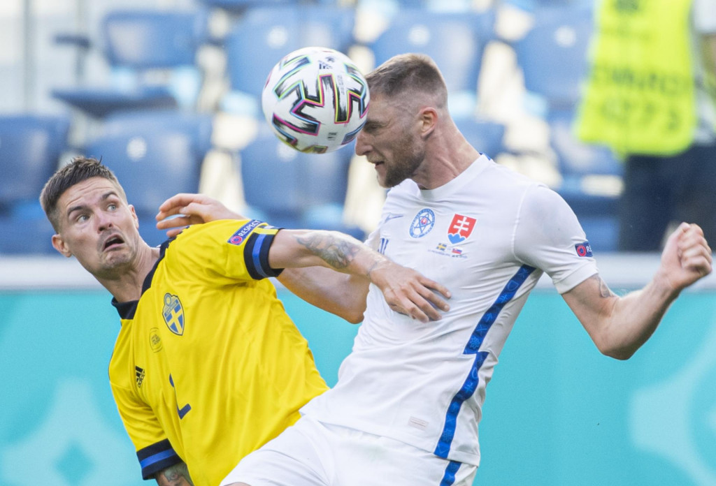 Naposledy sa Slováci a Švédi stretli 18. júna 2021 v Petrohrade v rámci súboja E-skupiny na ME. A našu prehru 0:1 vtedy nedokázal odvrátiť ani stopér Milan Škriniar. FOTO: TASR/M. Baumann