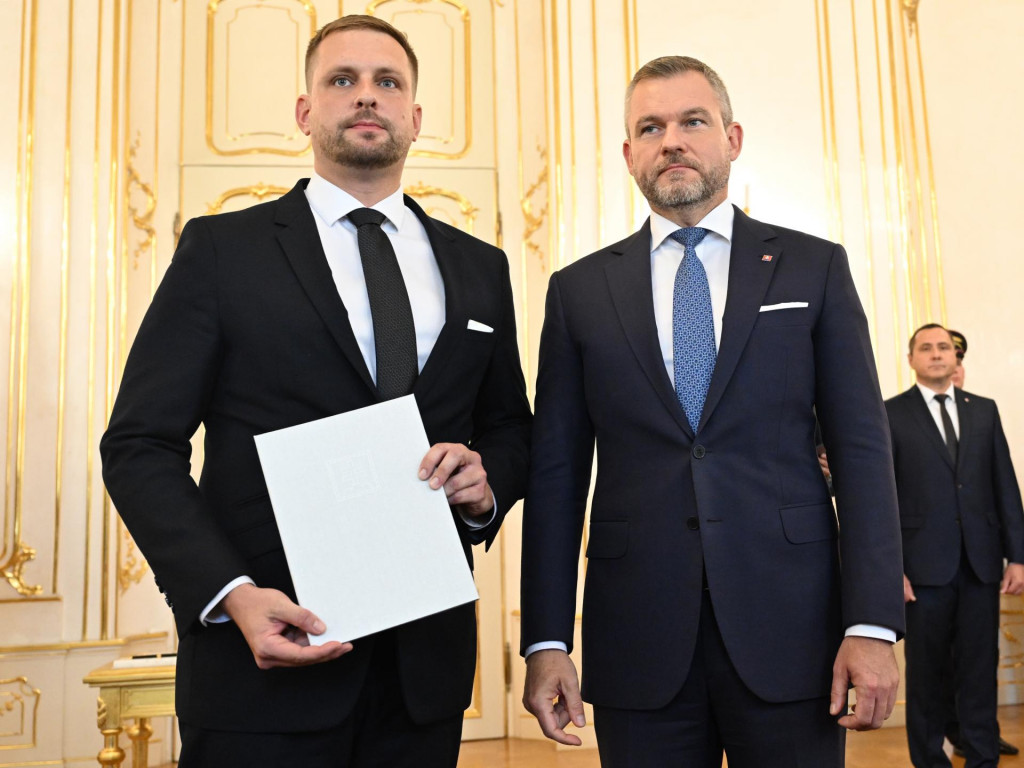Prezident Peter Pellegrini a Kamil Šaško. FOTO: TASR/Martin Baumann