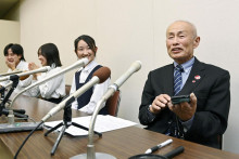 Šéf organizácie Nihon Hidankjó Tošijuki Mimaki. FOTO: Reuters/Kjódó