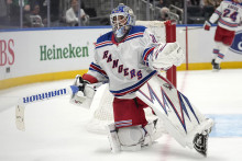 Opora hokejistov NY Rangers Igor Šesťorkin si za svoju prácu chce dať poriadne zaplatiť. FOTO: TASR/AP