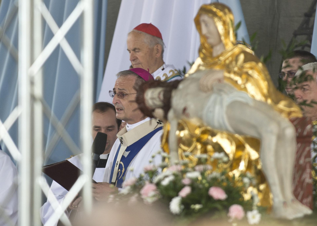 Najväčšia časť štátneho príspevku skončí u najpočetnejšej katolíckej cirkvi. FOTO: TASR/Martin Baumann