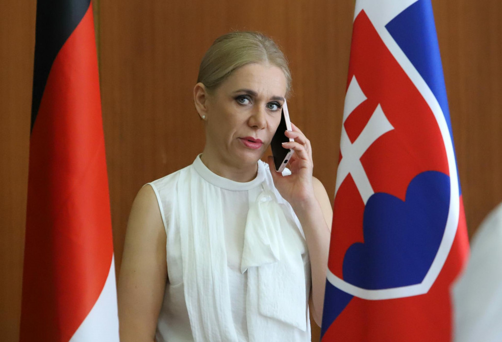 Ministerka hospodárstva Denisa Saková predložila do pripomienkovacieho konania vyhlášku, ktorá upravuje rozpočítavanie cien tepla. FOTO: TASR/J. Krošlák