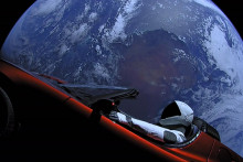 Starman vo vesmíre