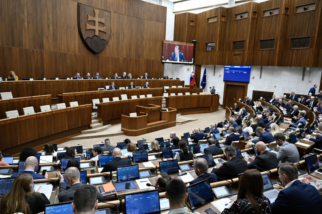 Rokovacia sála počas 22. schôdze Národnej rady. FOTO: TASR/Pavel Neubauer