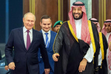 Ruský prezident Vladimir Putin a saudskoarabský korunný princ Mohamed bin Salmán. FOTO: Profimedia