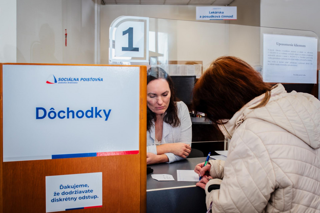 O zvýšení dôchodkov zašle Sociálna poisťovňa ich poberateľom písomné rozhodnutie. FOTO: HN/Miroslava Spodniaková