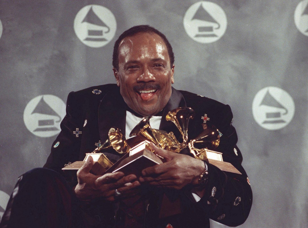 Quincy Jones počas kariéry získal 28 cien Grammy a spolupracoval s hviezdami ako Michael Jackson alebo Frank Sinatra. FOTO: TASR/AP