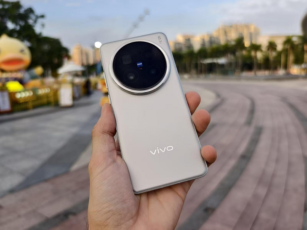 Vivo X200 Pro FOTO: Luděk Vokáč, iDNES.cz