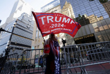 Nový americký prezident Trump chce zvýšiť produkciu ropy, zemného plynu či LNG. FOTO: REUTERS