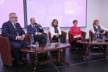 Účastníci podujatia HORECA Excellence Summit 2024 diskutovali dnes v Jasnej o zlepšení situácie v slovenskom cestovnom ruchu. FOTO: HN/Peter Mayer