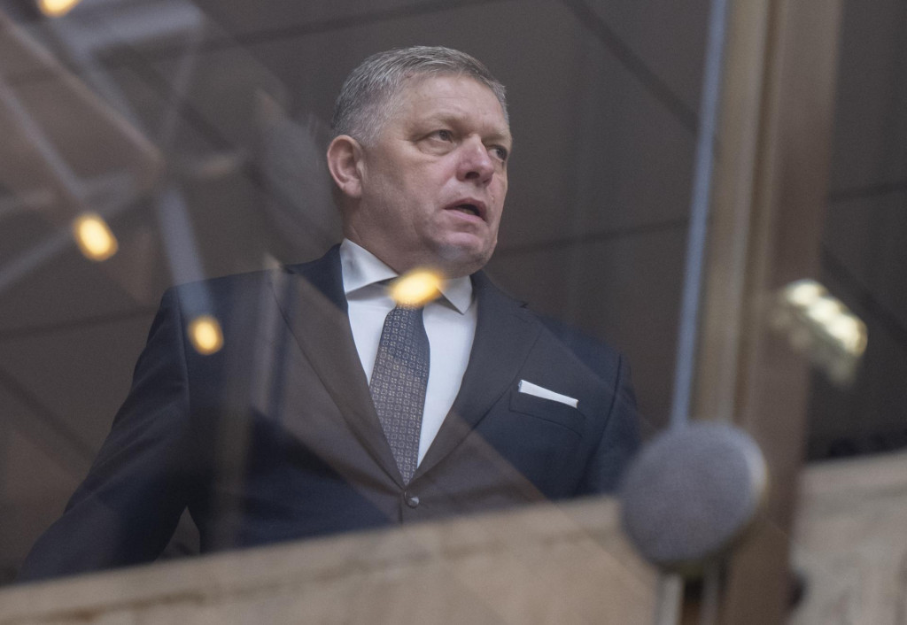 Premi&eacute;r Robert Fico prich&aacute;dza na 58. sch&ocirc;dzu vl&aacute;dy v Bratislave. FOTO: TASR/Martin Baumann
