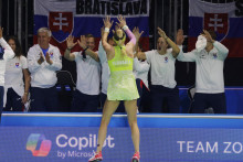 V slovenskom tíme vládne oprávnená eufória. Naše tenistky zatiaľ predvádzajú v Malage výborné výkony. FOTO: Reuters