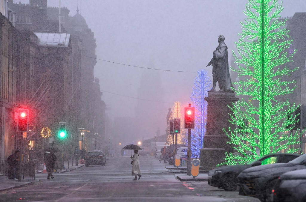 B&uacute;rka Bert v &scaron;k&oacute;tskom Edinburghu. FOTO: Reuters