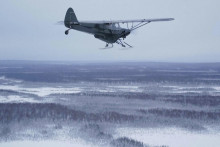 Lietadlo, ktoré zhadzuje moriaky. FOTO: AP