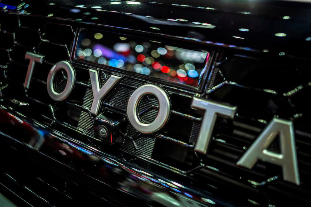 Značka Toyota vrátane Lexusu zaznamenala pokles globálneho predaja o 1,5 percenta na 8 333 341 vozidiel. FOTO: Reuters