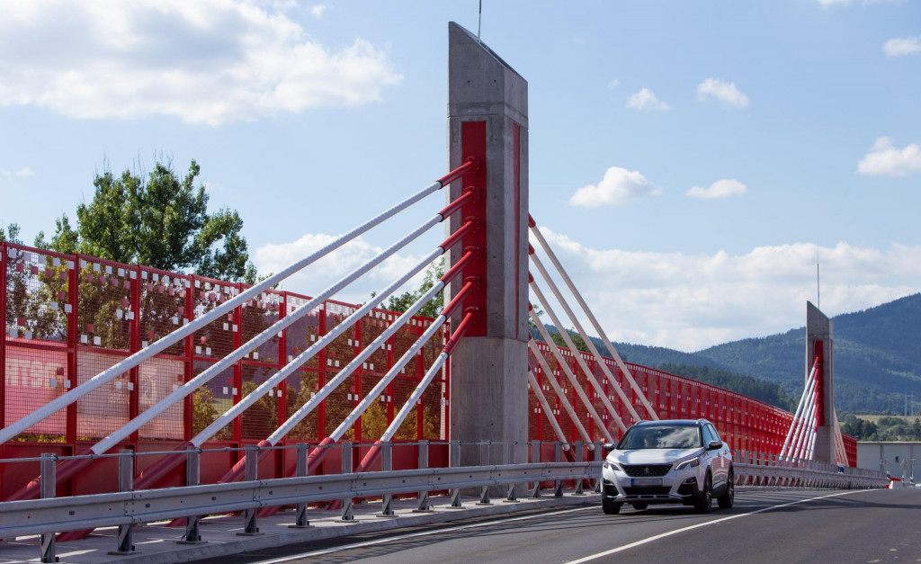 Na snímke nový privádzač pri Kysuckom Novom Meste. FOTO: TASR/Daniel Stehlík