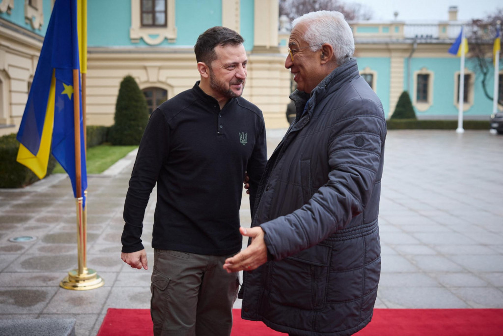 Volodymyr Zelenskyj a António Costa. FOTO: Reuters