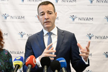 Na snímke minister školstva, výskumu, vývoja a mládeže SR Tomáš Drucker (Hlas-SD) počas tlačovej konferencie 21. novembra 2024 v Bratislave. FOTO TASR - Pavel Neubauer

FOTO: Pavel Neubauer