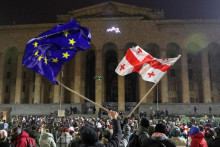 Protesty prebiehajú v Gruzínsku už od parlamentných volieb z 26. októbra. FOTO: Reuters