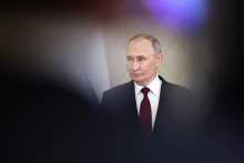 Vladimir Putin podľa amerického historika bezchybne spĺňa typ lídra, ktorý stratégiu svojho štátu úplne prispôsobuje svojim osobným túžbam a predstavám. FOTO: Reuters