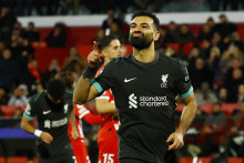 Mohamed Salah z Liverpoolu oslavuje gól. FOTO: REUTERS