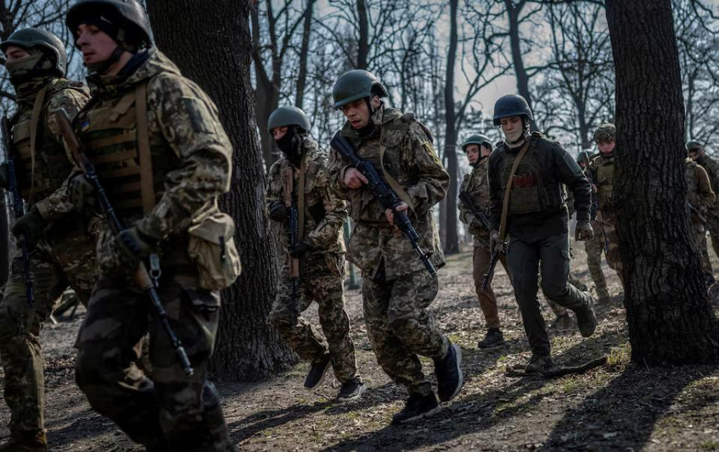 Šéf únijnej diplomacie by chcel výcvikom vylepšiť koordináciu s Ukrajinou aj s NATO. FOTO: Reuters