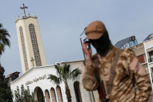 Režim prezidenta Asada sa zrútil v nedeľu, islamistickí povstalci z zoskupenia HTS na konci novembra začali proti vládnym vojskám ofenzívu. FOTO: REUTERS