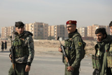 Členovia kurdských Sýrskych demokratických síl (SDF). S vavrínmi víťazstva však prichádzajú aj mnohé výzvy. FOTO: Reuters