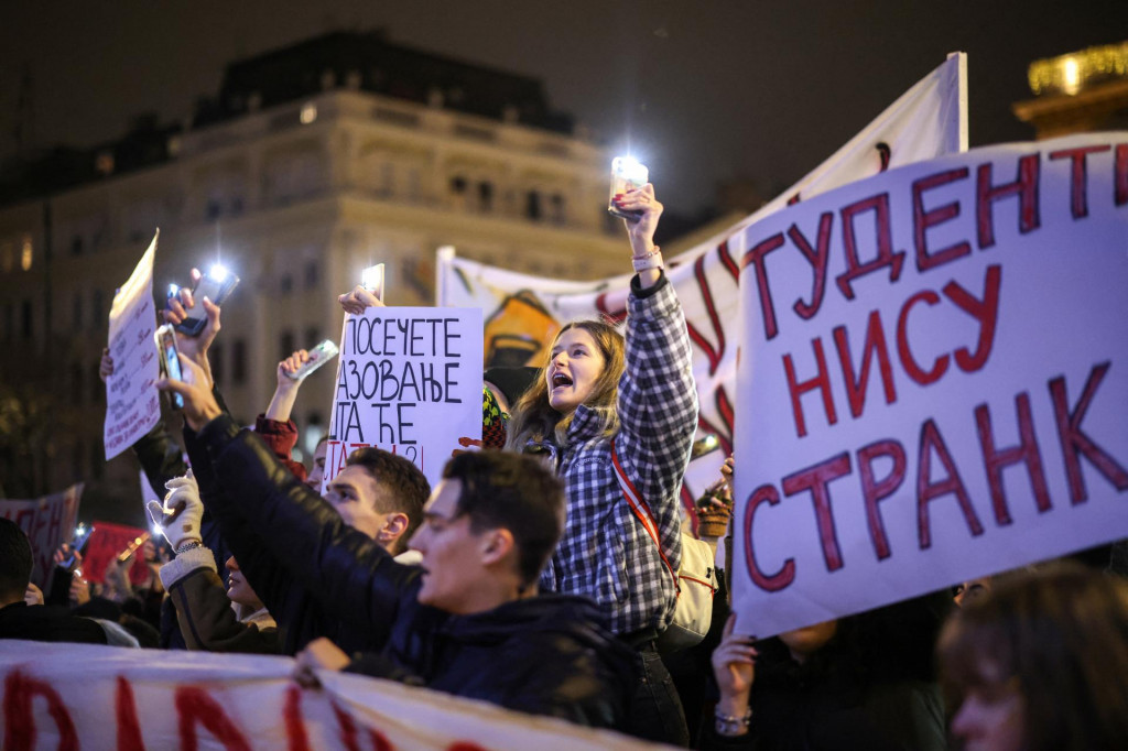 Protesty v Belehrade. FOTO: Reuters