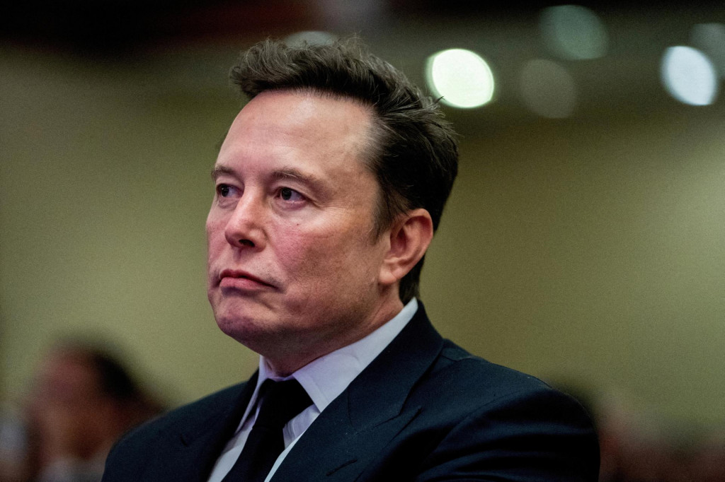 Šéf automobilky Tesla a siete X Elon Musk je najbohatším mužom sveta s majetkom takmer 450 miliárd dolárov. FOTO: REUTERS