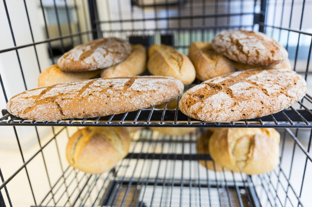 Základ tradičného pečenia – pšeničná múka hladká zdražela o deväť percent a polohrubá o osem percent. FOTO: Dreamstime
