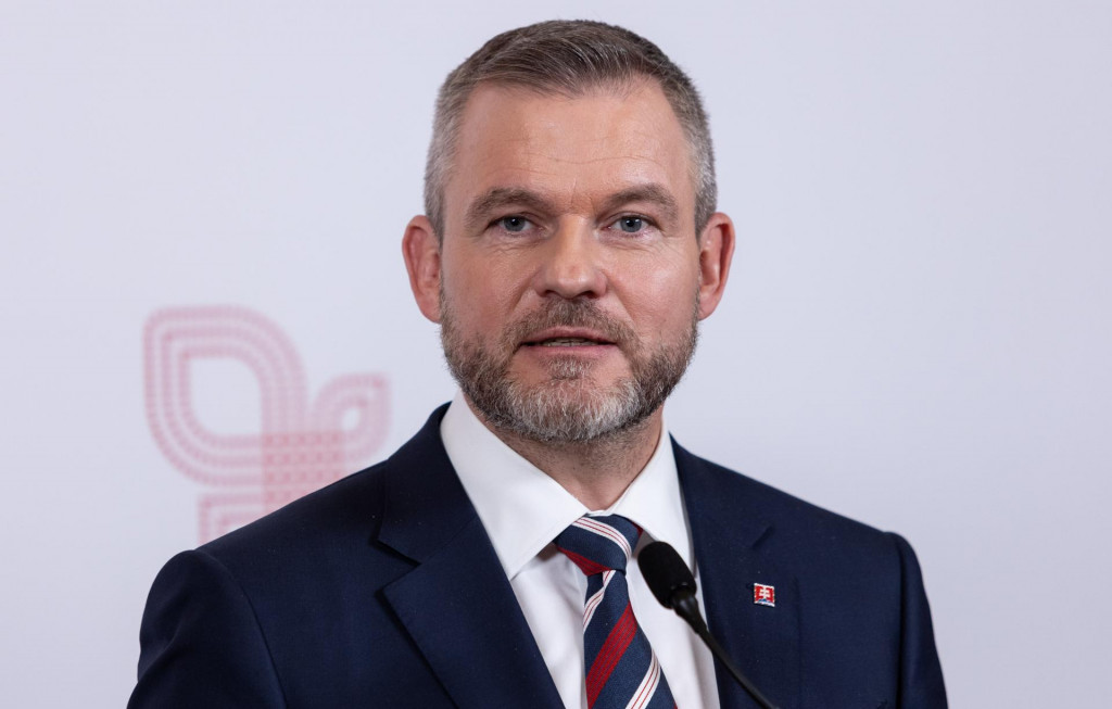 Slovenský prezident Peter Pellegrini počas tlačovej konferencie po prezidentskom summite krajín Vyšehradskej štvorky (V4) vo Visle. FOTO: TASR/Daniel Stehlík