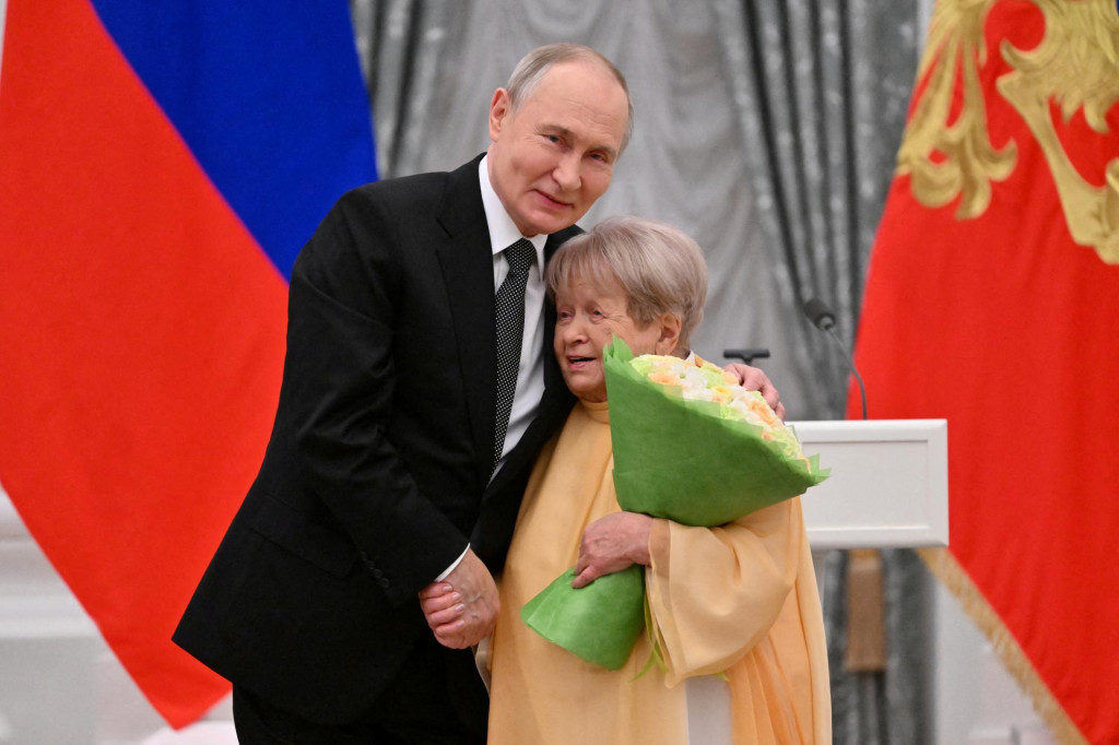 Vladimir Putin v Rusku vytvoril dokonalý a do detailov premyslený kult smrti. FOTO: Reuters