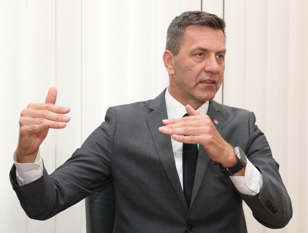 Rastislav Podhorec &ndash; gener&aacute;lny riaditeľ Eximbanky SR. FOTO: HN/Peter Mayer