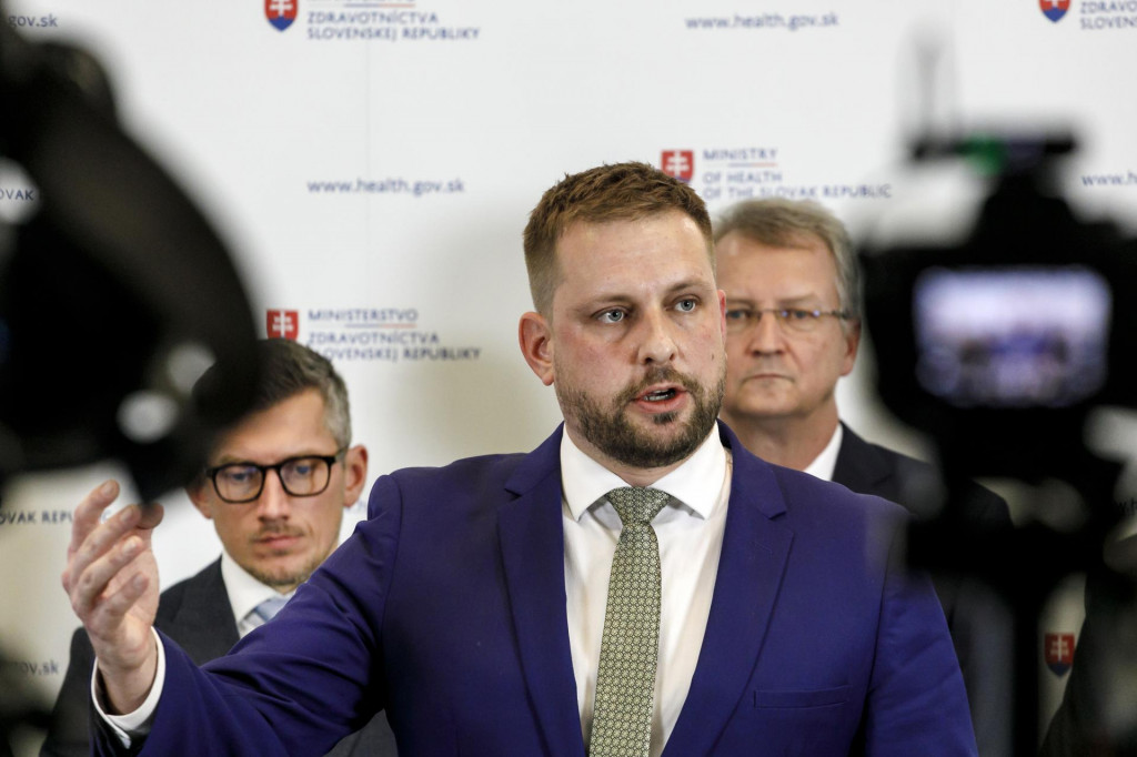 Minister zdravotn&iacute;ctva Kamil &Scaron;a&scaron;ko je pripraven&yacute; s odbor&aacute;rmi rokovať do poslednej chv&iacute;le. FOTO: TASR/Dano Veselsk&yacute;
